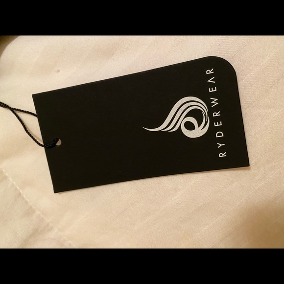 Ryderwear Wet Look Black sports bra NWT - Picture 3 of 5